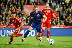 中国足球小将夺得青训“小世界杯”成就辉煌